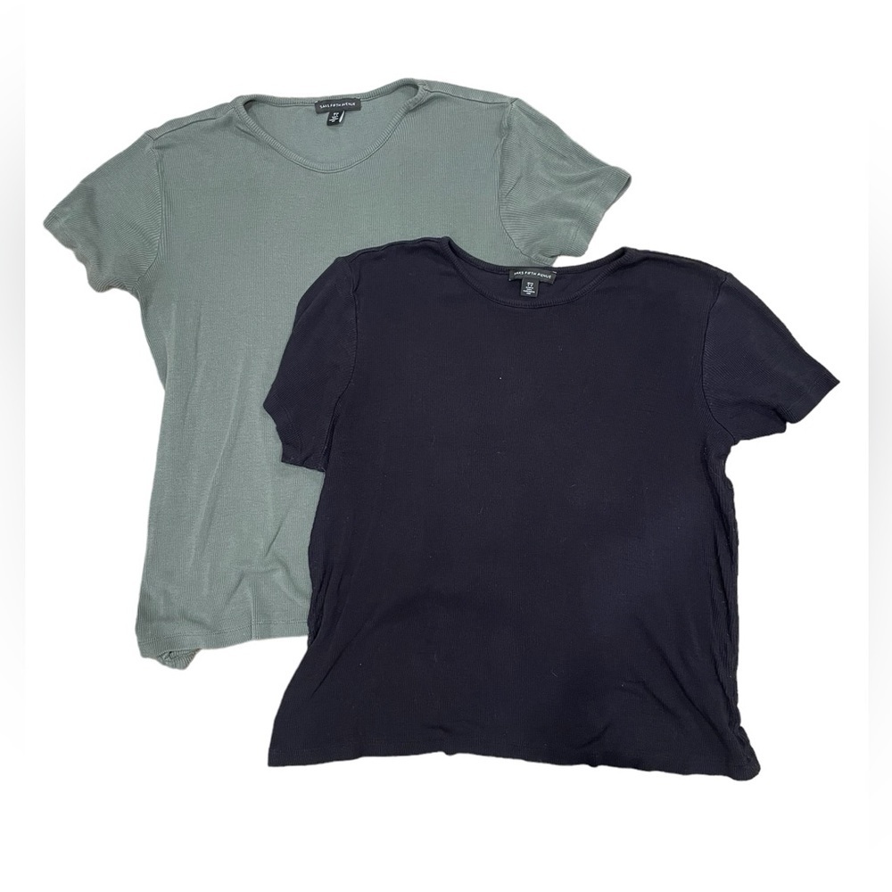 Saks Fifth Avenue 2-Piece Ribbed T-shirts - Size Large
